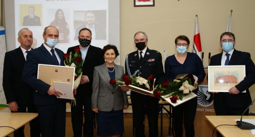 Nagrody starosty za szczególne osiągnięcia. Zobaczcie czym się przysłużyli wyróżnieni [ZDJĘCIA]