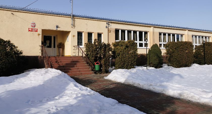 Szkoła w Brzezinach będzie trzyklasowa? Dzieci jest coraz mniej