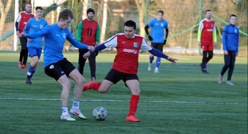 Juniorzy starsi Wdy Świecie przegrali sparing z Tęczą Wiąg [ZDJĘCIA]