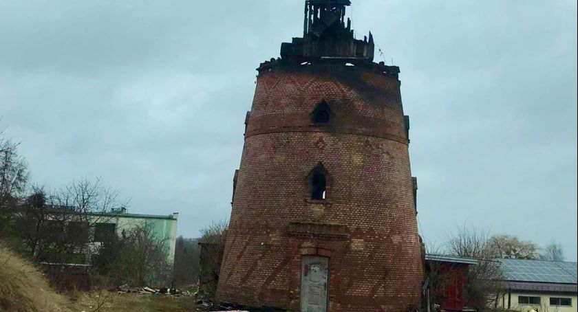 Znana jest już przyczyna pożaru wiatraka w Nowem. Sprawą zajmie się prokuratura
