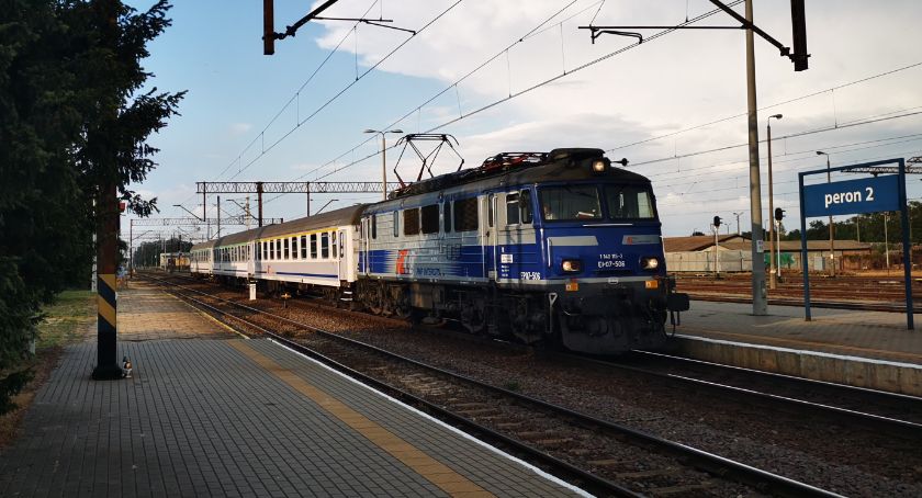 Szyny przy stacji w Osiu zostaną wymienione. Dzięki modernizacji pociągi pojadą szybciej
