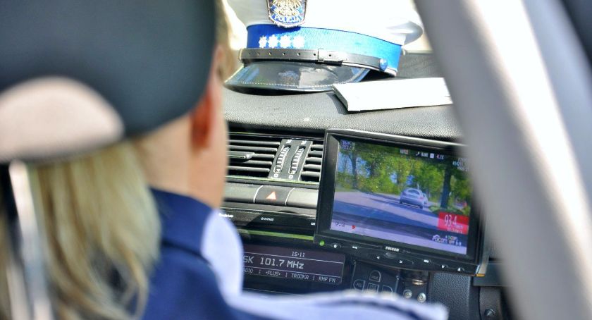 Kierowca uciekł policjantom. Nowe informacje w sprawie wczorajszego pościgu przez gminę Warlubie