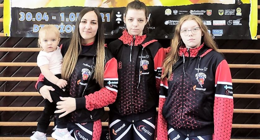 Siostry Radzio ósme w II Pucharze Polski Kadetek w Dzierżoniowie