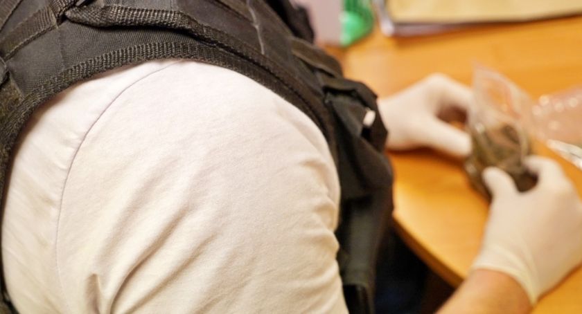 Dominik K. zatrzymany z narkotykami. Na jego trop wpadli kryminalni