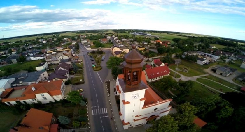 Questing po Osiu. Macie ochotę na zwiedzanie miejscowości z zagadkami?