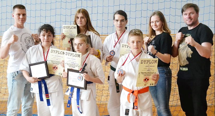 Karatecy ze Świecia przywieźli z Mistrzostw Polski Północnej PFKK pięć krążków