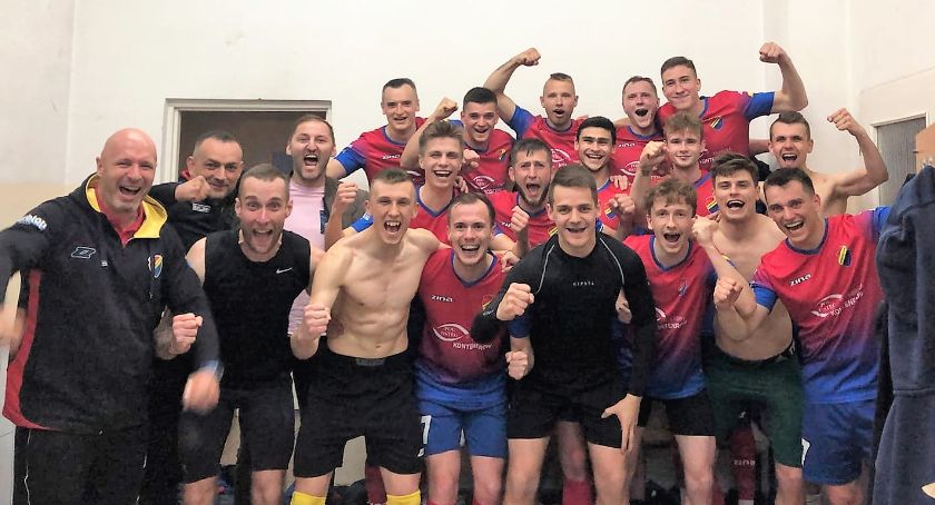 Zwycięstwa Pomorzanina Serock i Startu Warlubie w klasie okręgowej. O punkty grali też inni