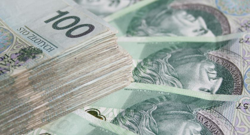 Czy księgowa z Nowego okradła też kolegów z pracy? Zniknęły pieniądze z kasy zapomogowo-pożyczkowej