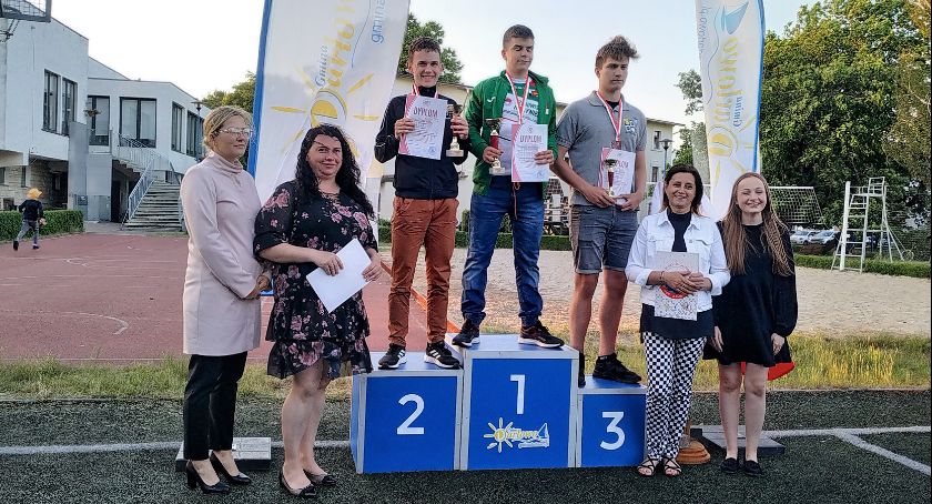 Dominik Rubaj ze Świecia potrójnym wicemistrzem Polski juniorów do 16 lat