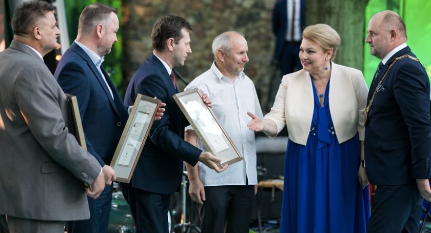Nagrody marszałka rozdane. Wśród najlepszych Mondi, FAI z Nowego oraz Probitech [ZDJĘCIA]