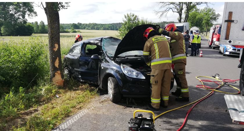 Wypadek w gminie Lniano. Jedna osoba ranna [ZDJĘCIA]