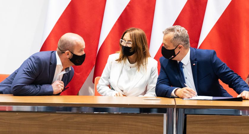 Trzy gminy z powiatu świeckiego dostały od rządu pieniądze na drogi. Gdzie zostaną przeprowadzone inwestycje?