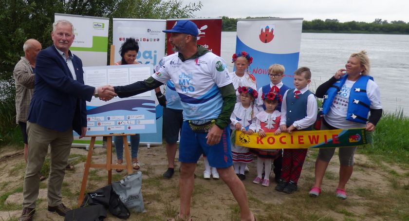 DbajMY o H2O. Wyprawa kajakowa Burmistrza Wąbrzeźna dotarła do Nowego [ZDJĘCIA]
