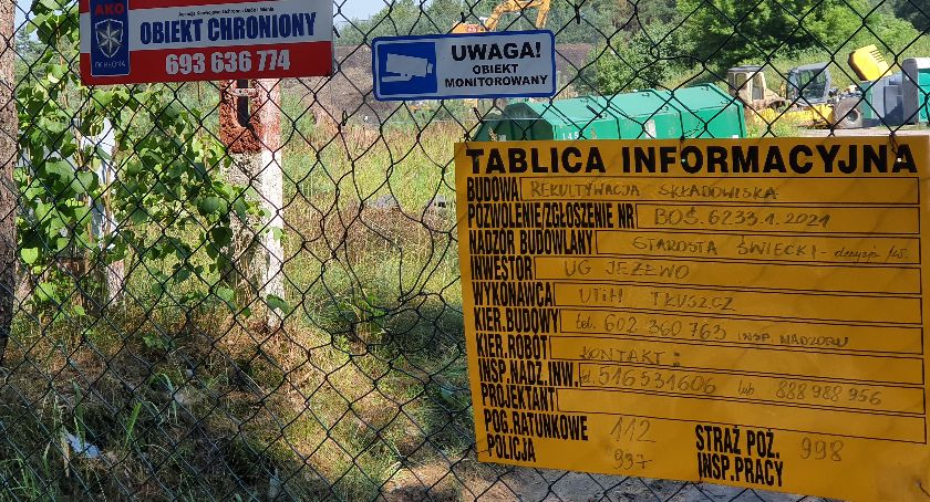 Wysypisko w Białych Błotach (gm. Jeżewo). Co wywożą tam ciężarówki?