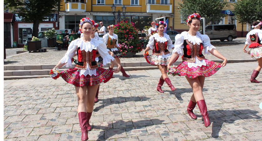 Dzień z muzyką orkiestr dętych. Zagrali dla spacerowiczów [ZDJĘCIA]