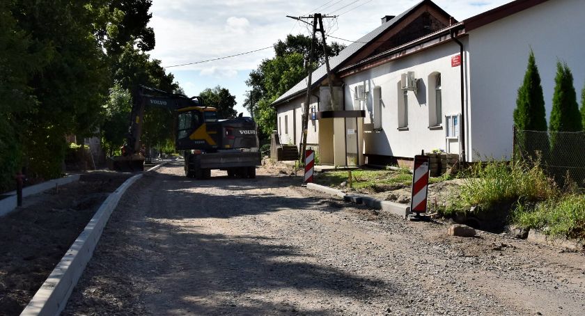 Budują drogę w Mirowicach. Jaki jest zakres prac?