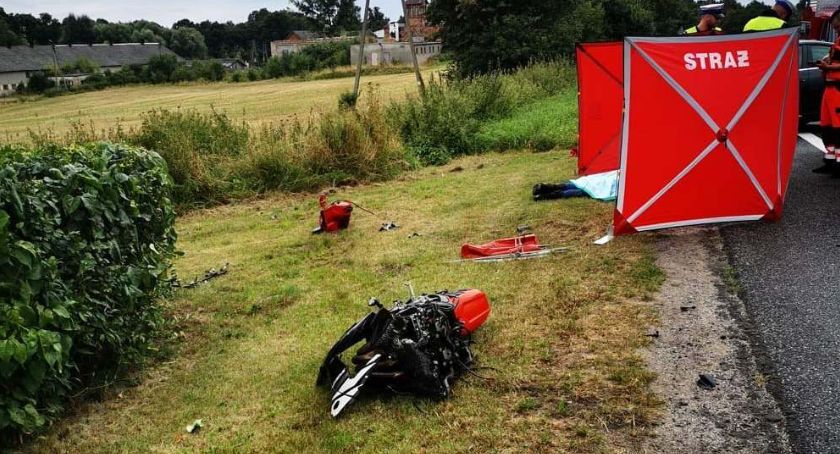 Śmiertelny wypadek na wylotówce w Nowem. Nie żyje młody motocyklista [ZDJĘCIA]