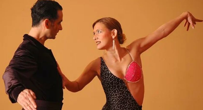 Jeżewska Reakcja Taneczna. Klub OLIMP zaprasza dzieci i dorosłych na kurs tańca Latino