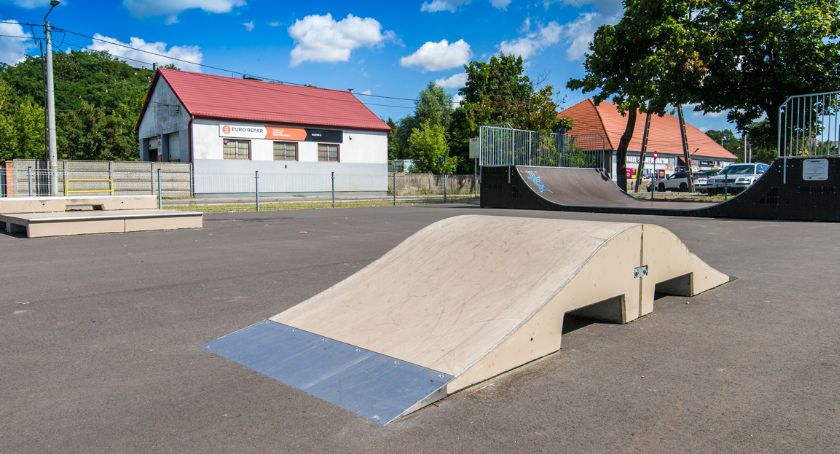 Skatepark przy ul. Wodnej w Świeciu. Przybyło nowych elementów