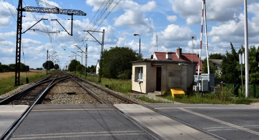 Duże zmiany na przejazdach kolejowych w gminie Pruszcz. Sprawdź, co zaplanowano 