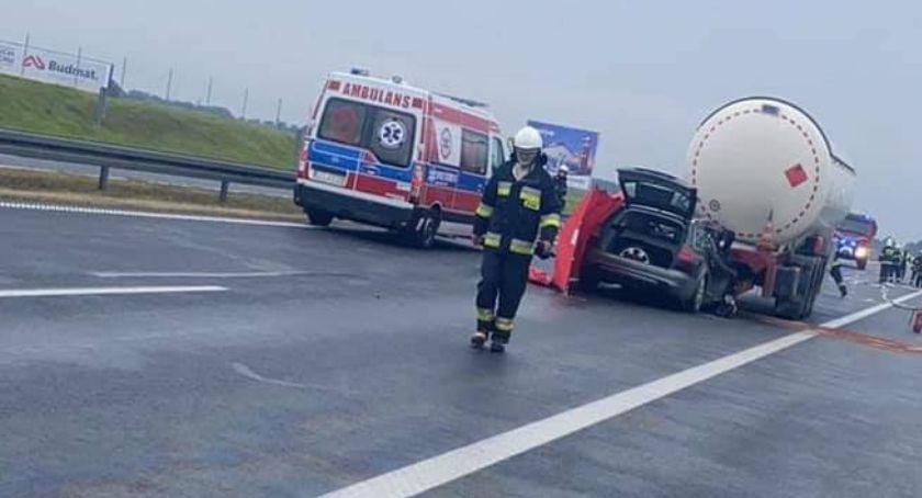 Wypadek na autostradzie A1 w kierunku Gdańska. Zginęła jedna osoba