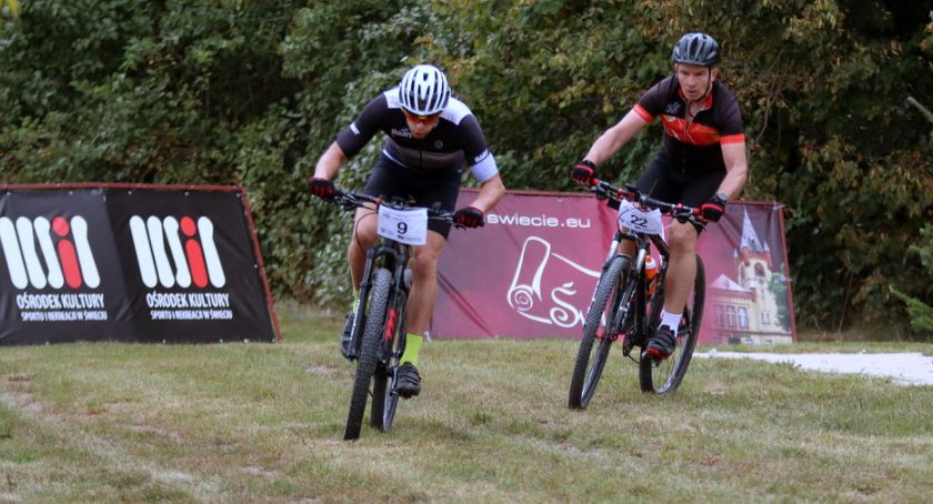 Kolarze na rowerach MTB walczyli w Świeciu o mistrzostwo województwa [DUŻO ZDJĘĆ]