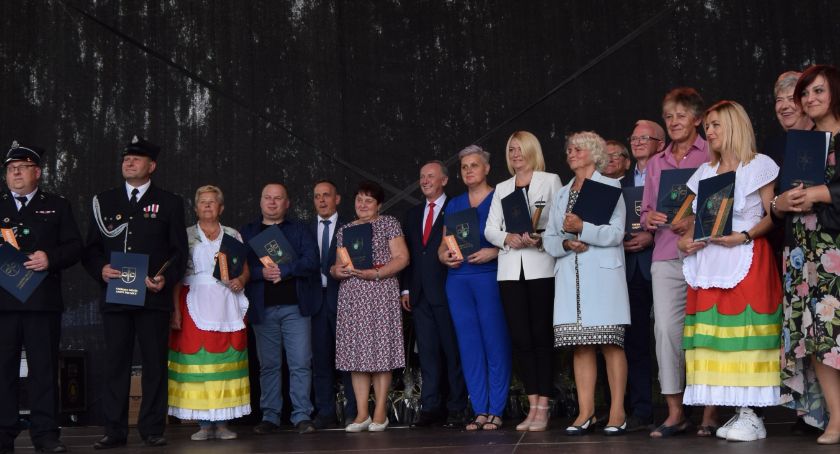 Nagrody wójta gminy Pruszcz. Kto otrzymał statuetkę?
