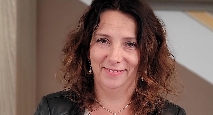 Karolina Wesołowska, dyrektor szkoły w Krąplewicach obchodzi 20-lecie swojej pracy zawodowej 