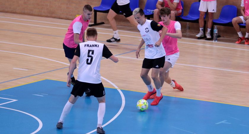 Stalex Liga. Young Boys Świecie mistrzem III ligi [ZDJĘCIA, WIDEO]