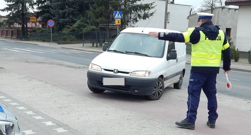 Zajechał drogę policjantom. Na sumieniu miał coś jeszcze
