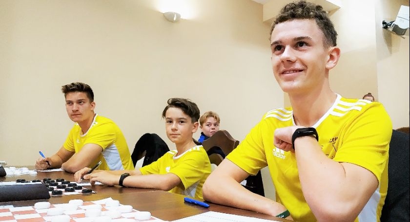 Młodzi warcabiści Razem Świecie zostali wicemistrzami Polski