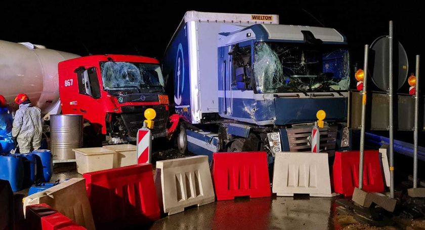 Zderzenie ciężarówek na obwodnicy Świecia. Droga jest zablokowana
