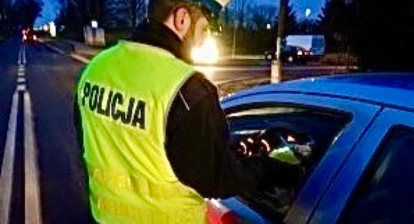 Pijana 45-latka jeździła wężykiem po powiecie świeckim. Jej podróż przerwał mieszkaniec Grudziądza