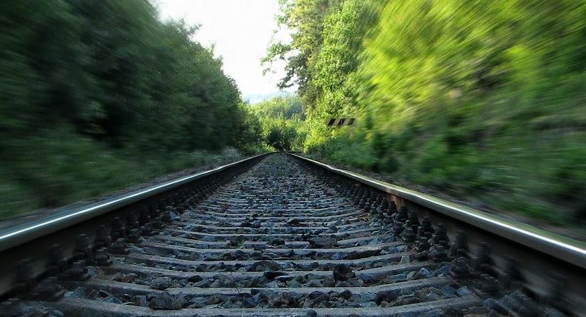 Wypadek na torach w gminie Nowe. Mężczyzna zginął pod kołami pociągu