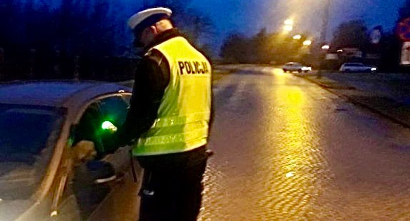 Pili, a potem wsiedli za kierownicę. Policja w andrzejkowy weekend miała ręce pełne roboty