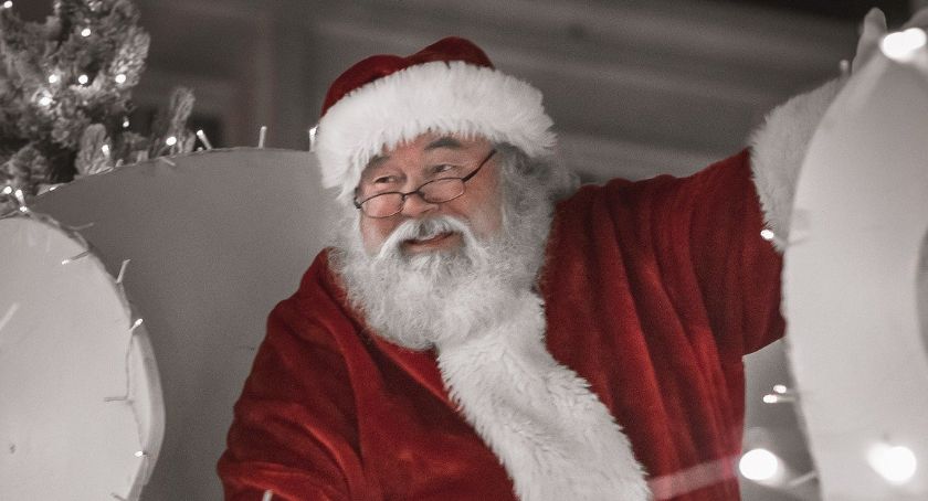 Kiermasz adwentowo-mikołajkowy w Świekatowie. Przybędzie gość specjalny