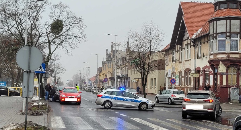 Dlaczego kolizja spowodowała objazdy w centrum miasta? Znamy szczegóły wczorajszego zdarzenia [AKTUALIZACJA]