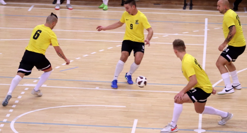 Futsal Świecie zagra z Futsalem Gostyń. Stawką zaległości fotel lidera