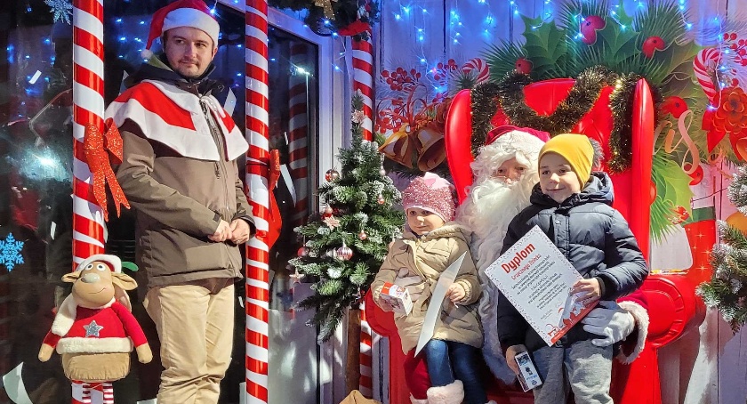 Święty Mikołaj już trzeci dzień jeździ po gminie Świecie. Dziś ostatnia szansa na spotkanie z nim