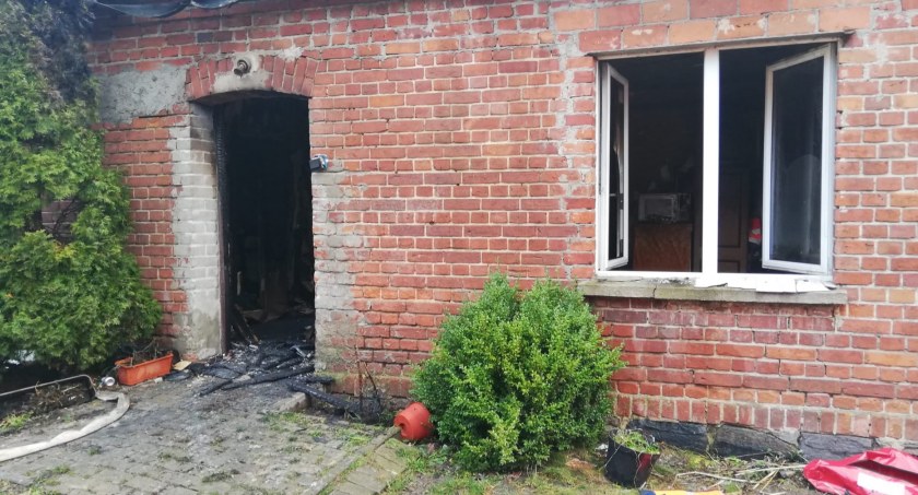 Pożar w Przysiersku. Zmarły mężczyzna nie był sam w mieszkaniu [AKTUALIZACJA]