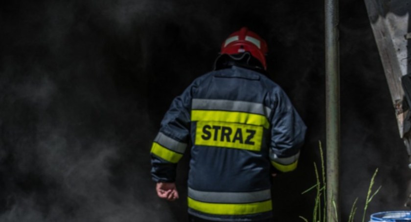 Pożar w domku letniskowym w Osinach. W środku byli ludzie