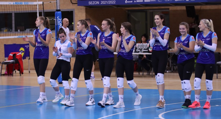 Jokerki pokonały Piątkę Turek i walczą dalej o półfinał Mistrzostw Polski Juniorek