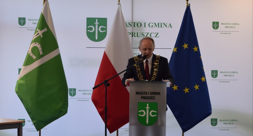 Dariusz Wądołowski: - Gmina Pruszcz zadeklarowała przyjęcie na tą chwilę pewną ilość osób
