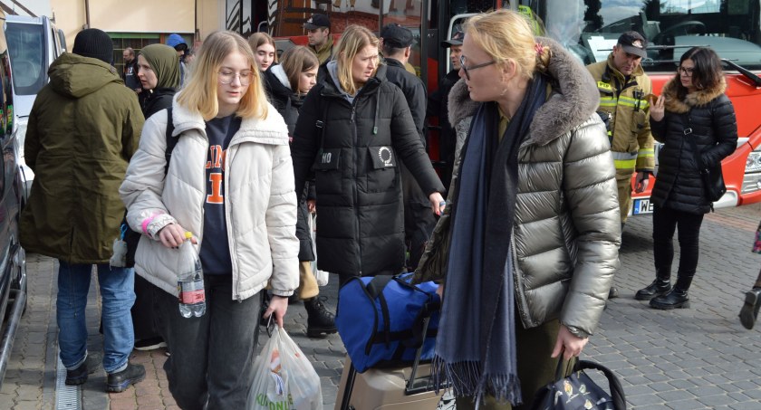 Uchodźcy wojenni z Ukrainy w Terespolu Pomorskim. Historie napędzane wojenną zawieruchą [ZDJĘCIA]