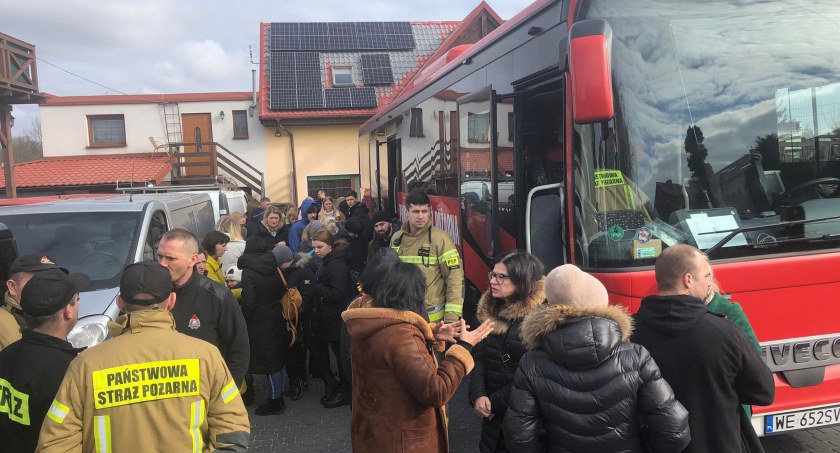 Zapełniły się miejsca dla uchodźców przygotowane przez powiat. Kolejni pójdą do sal gminnych i prywatnych domów