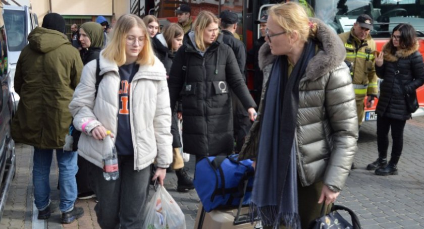 Czy uchodźcy z Ukrainy mają szansę na pracę w powiecie świeckim? Uciekając większość nie zabrała dyplomów i świadectw pracy