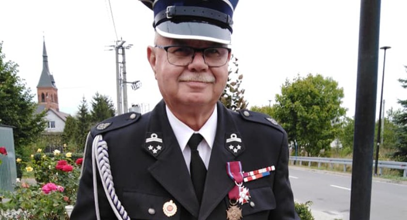 Adam Czarnecki, radny gminy Bukowiec angażuje się w prace społeczne już prawie 50 lat. Czuję, że w ten sposób się spełniam - mówi
