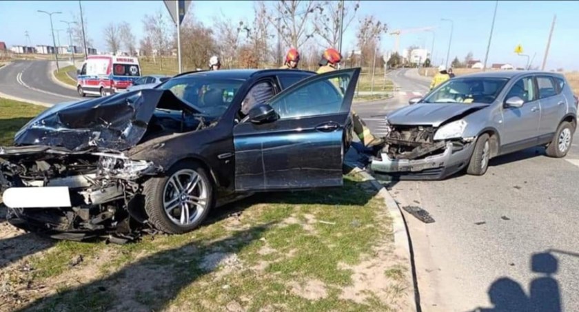 Wypadek w Świeciu. Dwie osoby trafiły do szpitala