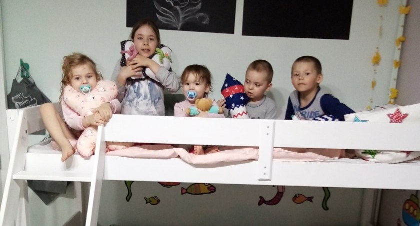 Rodzeństwo z Drzycimia ma wyremontowany pokój. Zobaczcie efekty prac Fundacji Makowo [ZDJĘCIA]