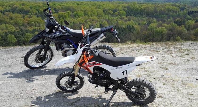 Motocykliści bez uprawnień zatrzymani w gminie Dragacz. Może ich to słono kosztować